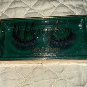 Mikayla X Glamlite High Fashion False Lashes - Black